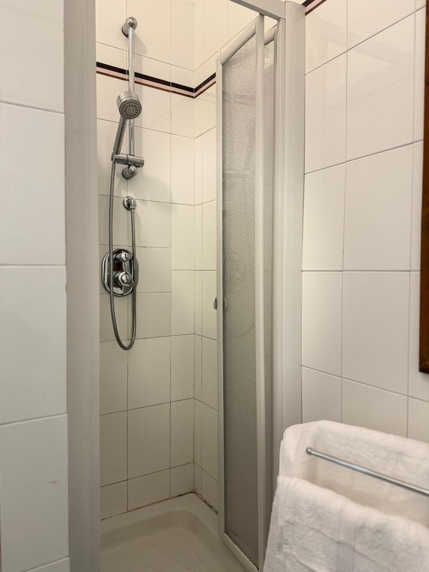 Fl Apartments Nel Corso 卡利亚里 外观 照片