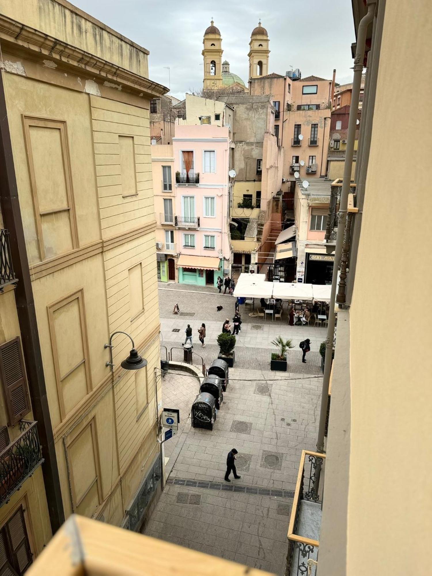 Fl Apartments Nel Corso 卡利亚里 外观 照片